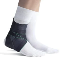 NEW Push Braces Med Aequi Flex Ankle Brace