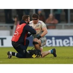 Vivomed Deluxe Medical Bag - Sports First Aid Kit -Sports Therapy Store Tom Curry of Sale Sharks receives attention against La Rochelle at AJ Bell Stadium on 24 November 2019